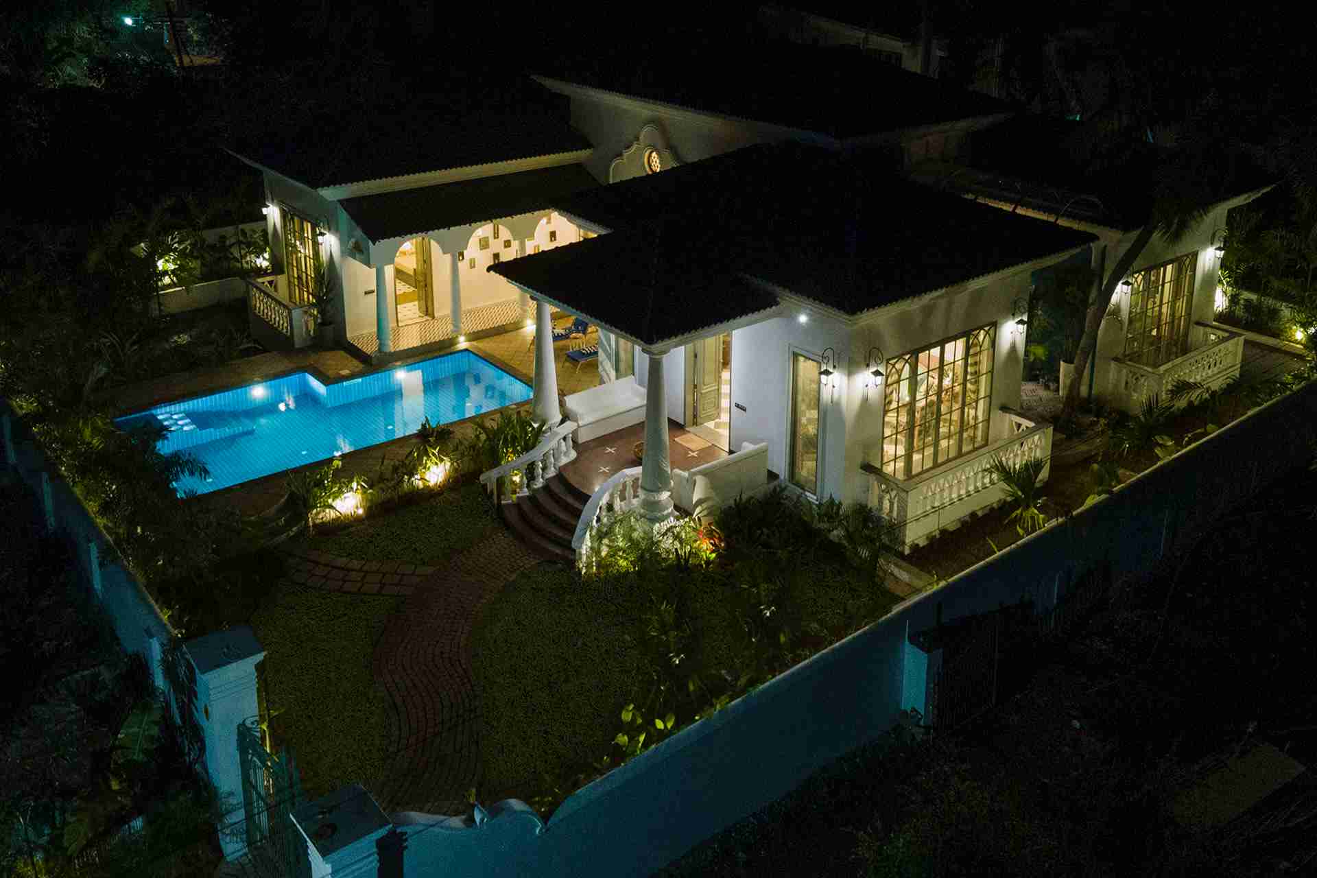 Maison 9 - Night View