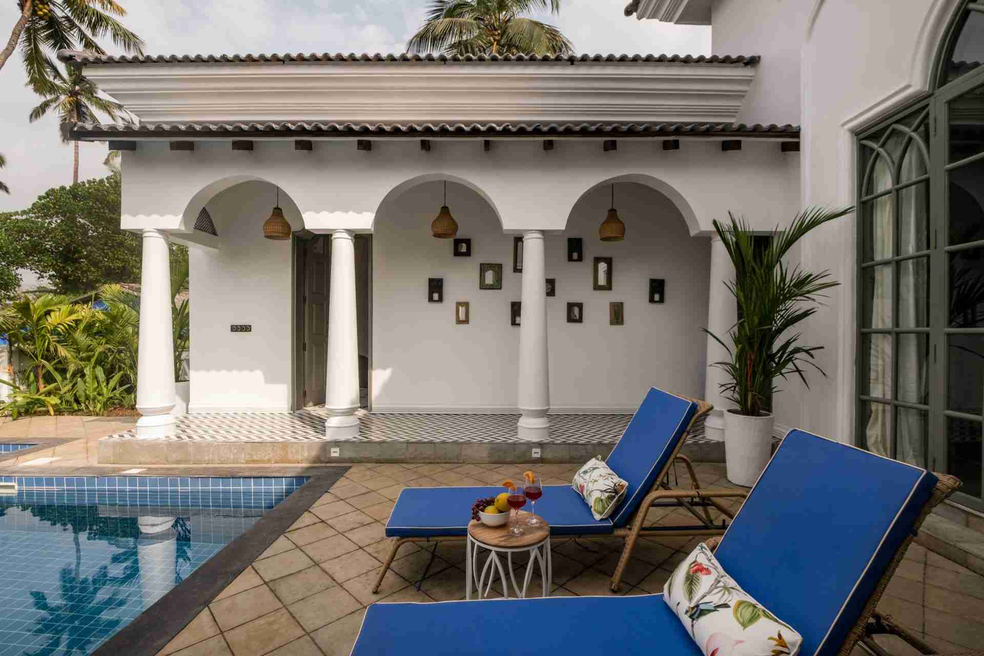 Maison 9 - Poolside View