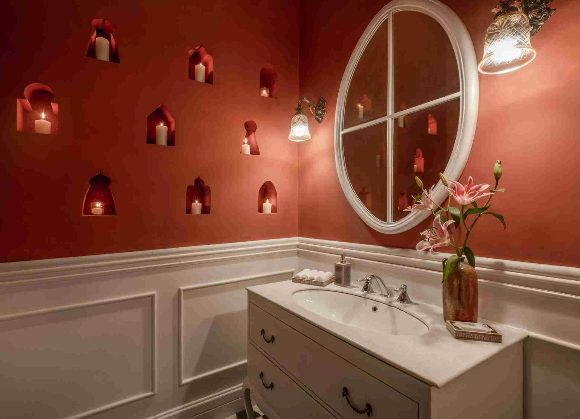 Maison 9 - Powder Room