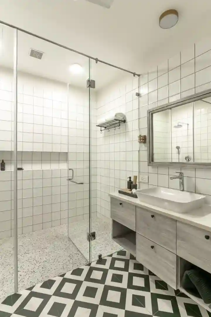 Luxury Bathroom | Moira Villa 4