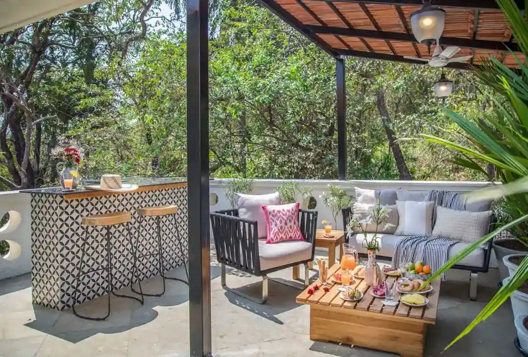 Monforte Villa E – Terrace Seating Area
