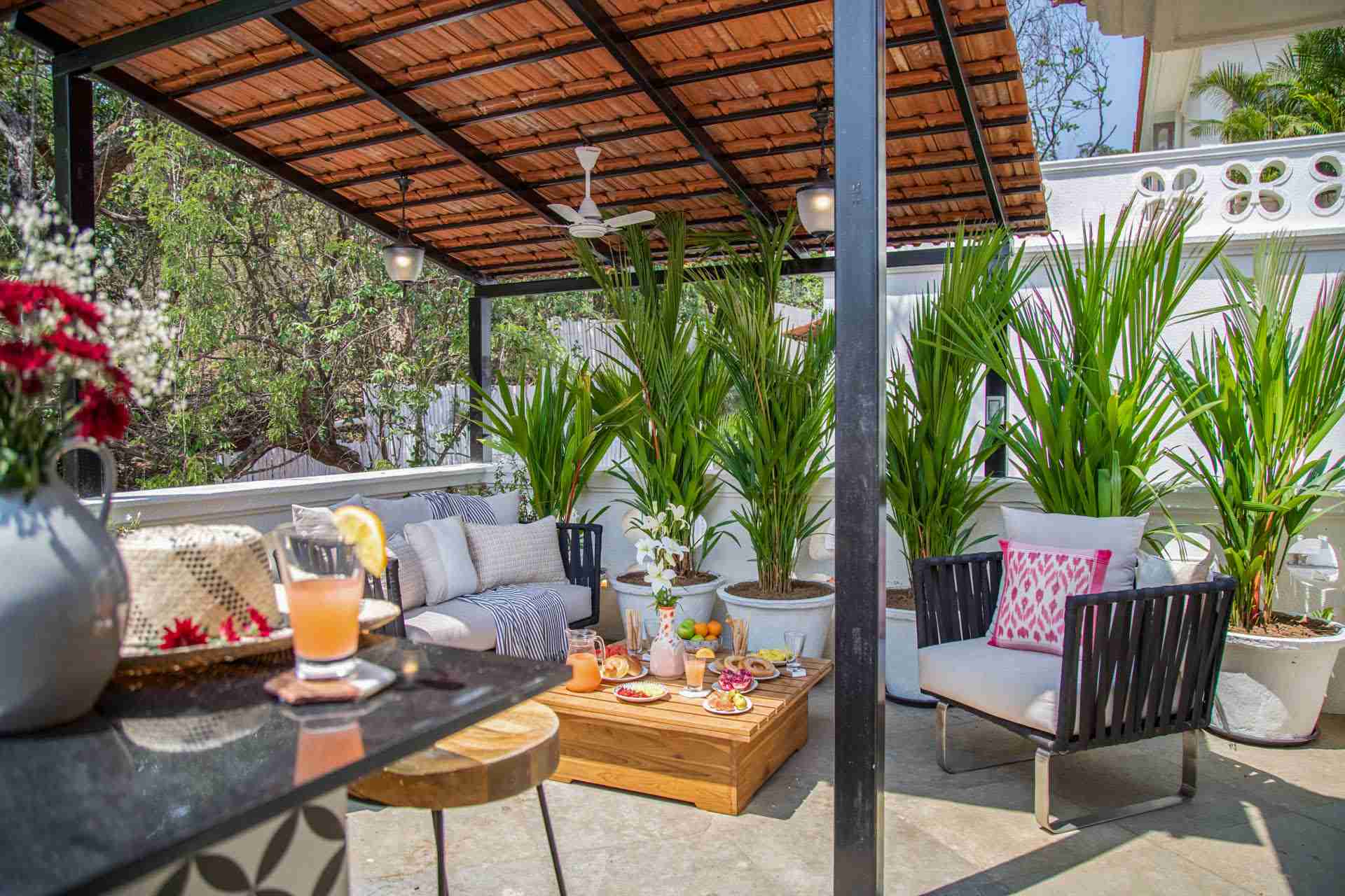 Monforte Villa E – Terrace Seating Area