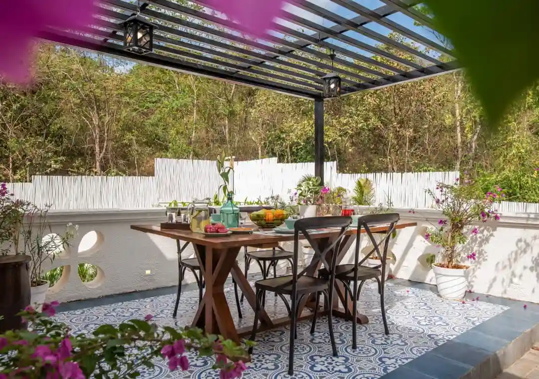 Monforte - Villa I - Terrace Dining View 2