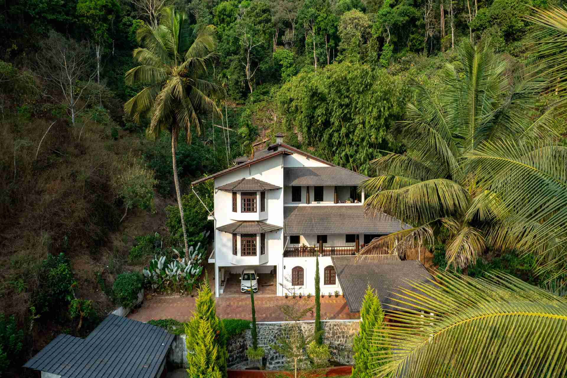 Luxury Villa in Coorg | NP Villa - Lohono Stays 