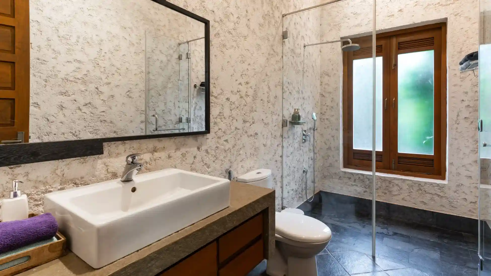 Bathroom 2 | Om Anantha - Infinitum