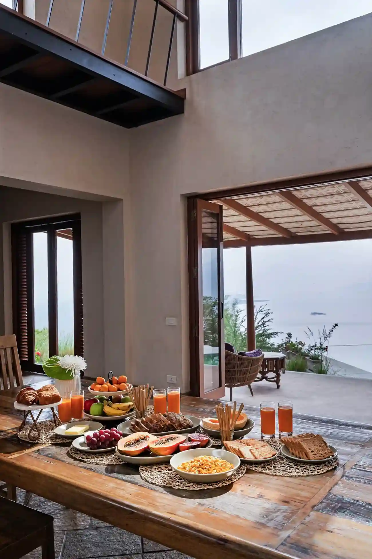 Om Anantha - Infinitum - Breakfast Setup 