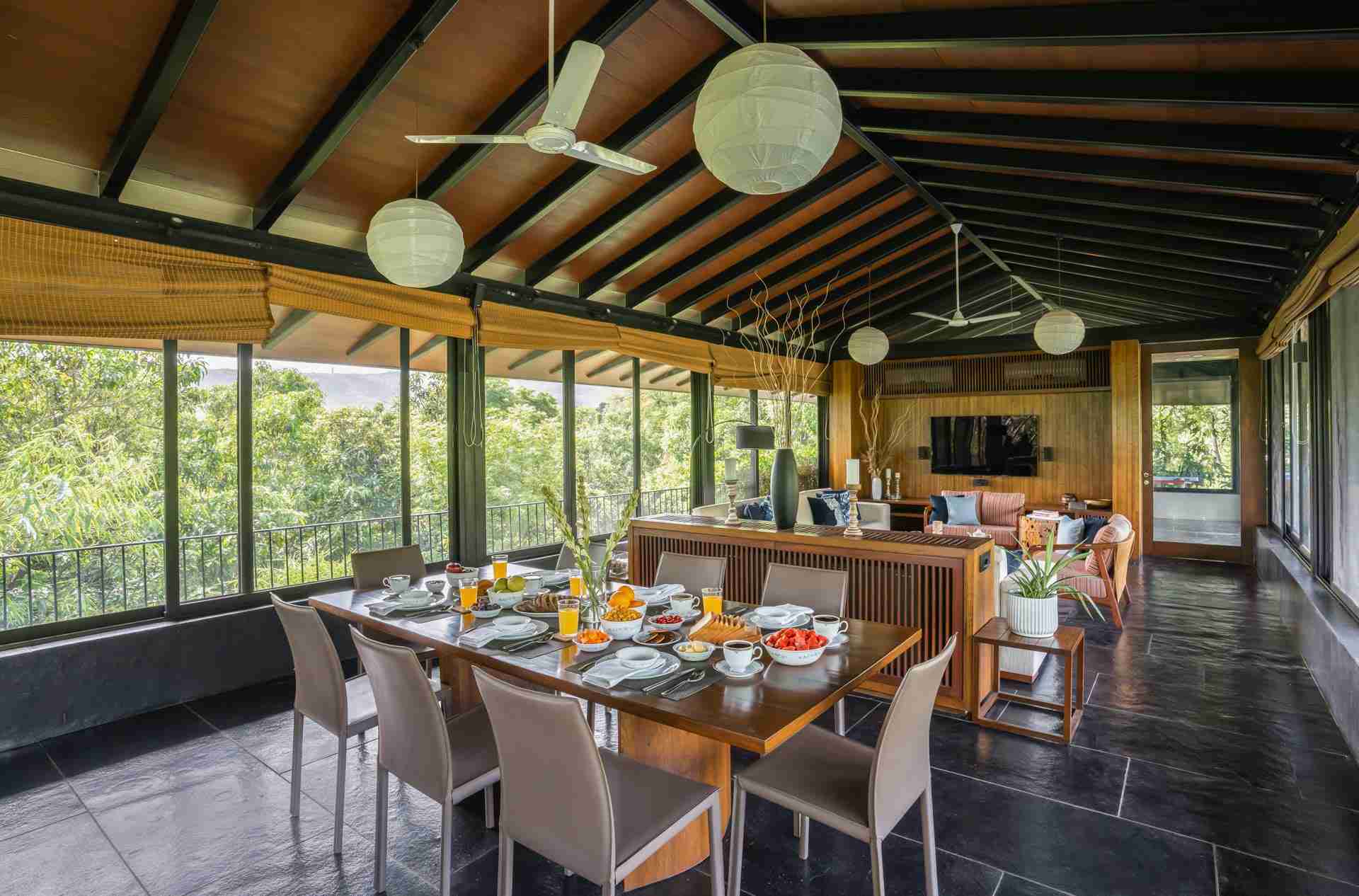 Orchard House -  Dining and living area