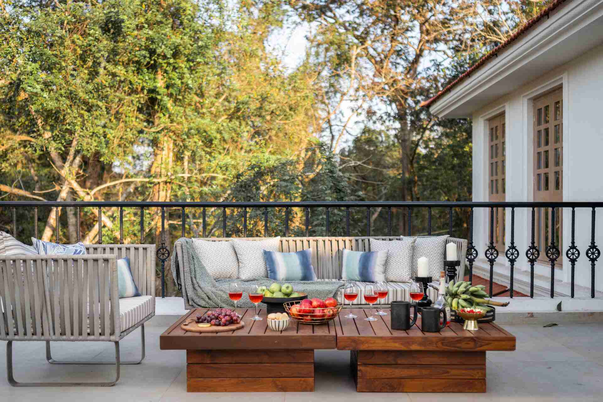 Stay with Complimentary Breakfast - Regato E Villa in Goa | Lohono Stays