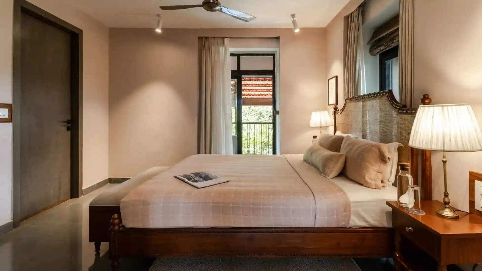 Master Bedroom | Rigveda Villa | Lonavala