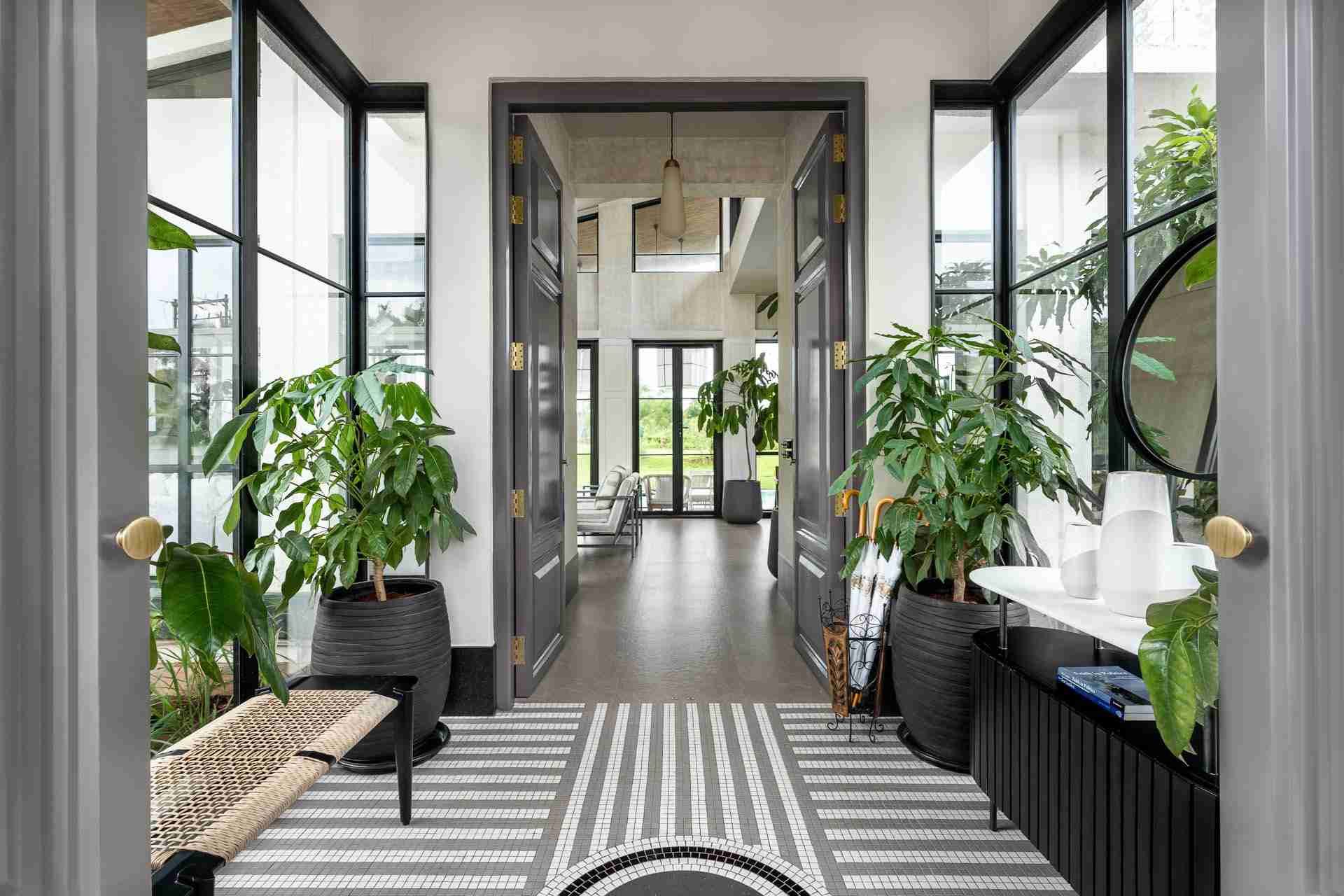 RiyuVann Estate - Foyer