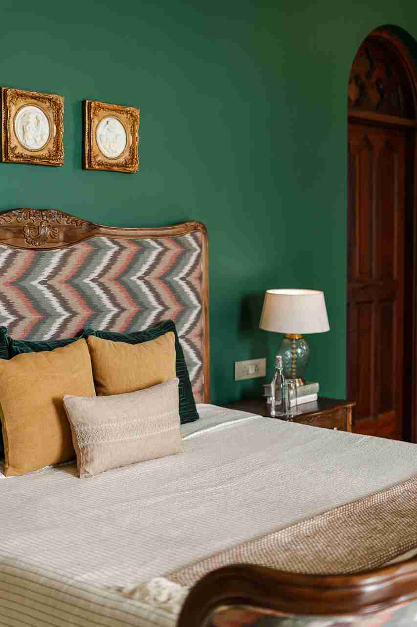 Luxury Bedroom 6 - Sacri Borod Hill 4 by Lohono