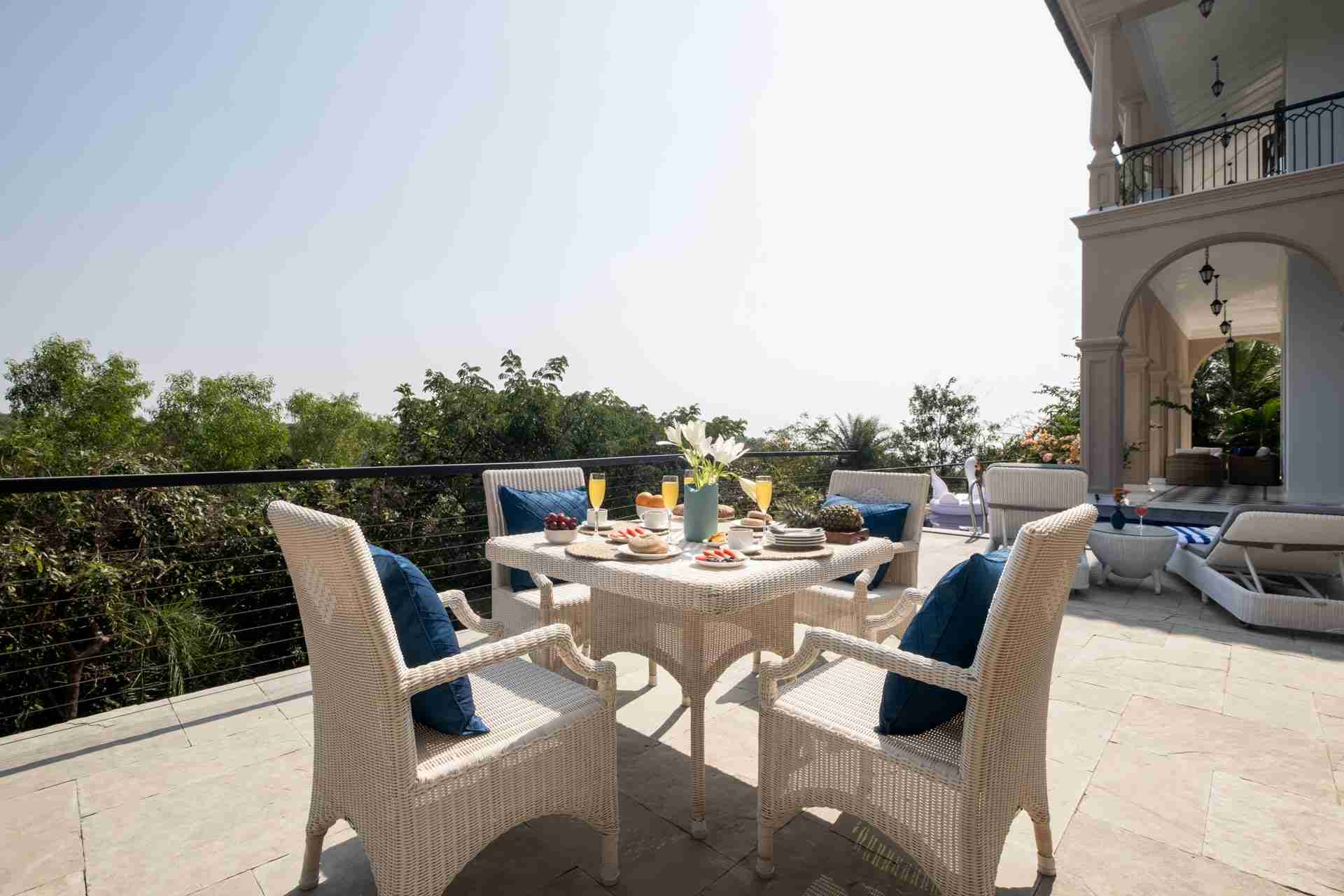 Sacri Borod Hill 6 - Outdoor seating