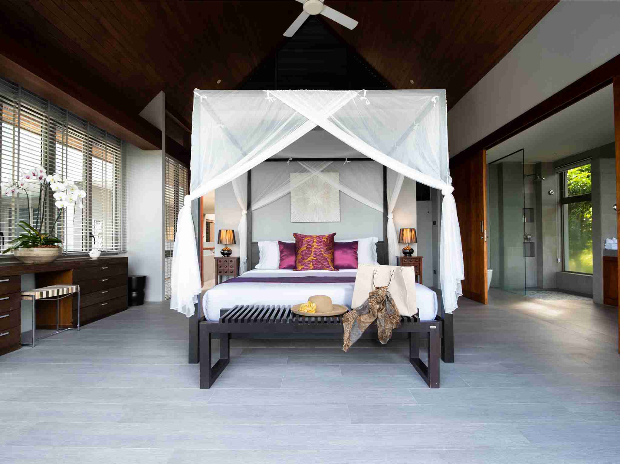 Villa Suralai - Master suite interior