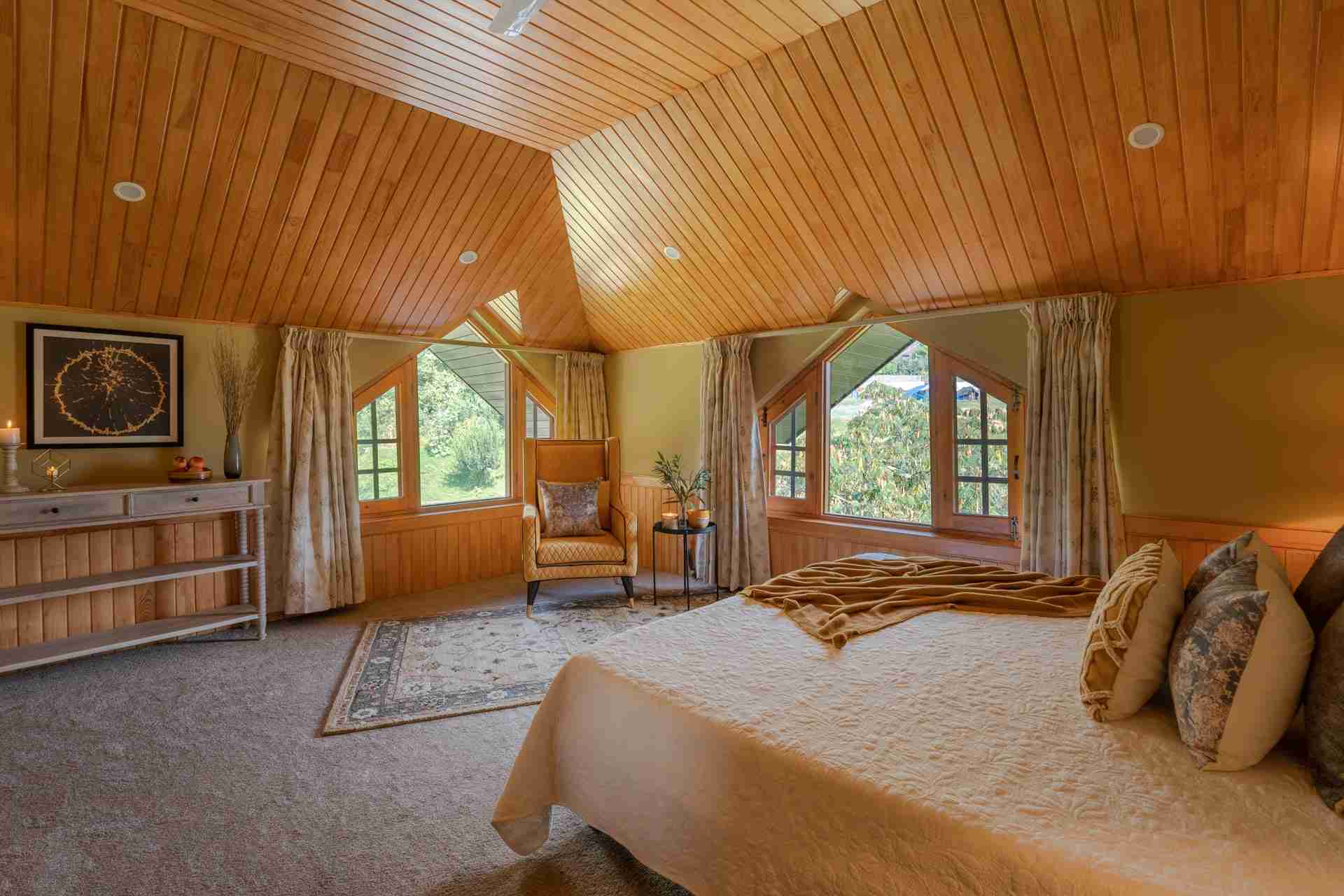 Zaznar - The White House - Bedroom area 2