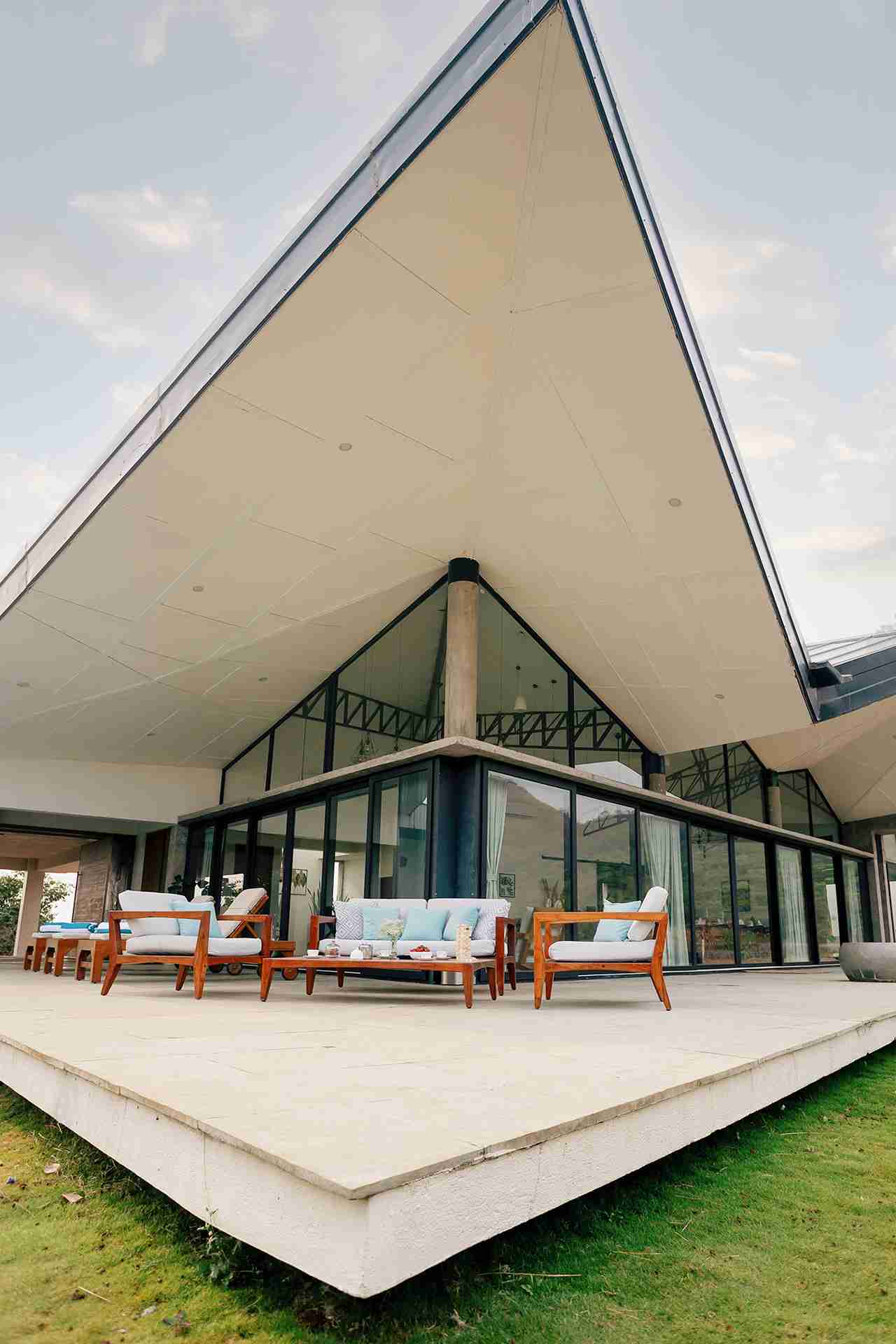 Trisara - Outdoor seating