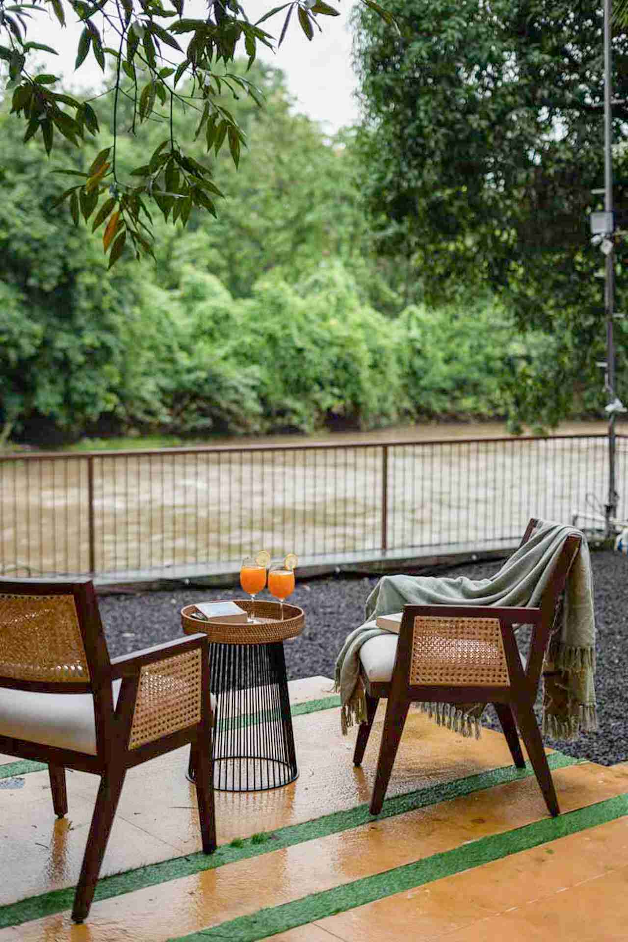 Villa Athini - Riverside seating
