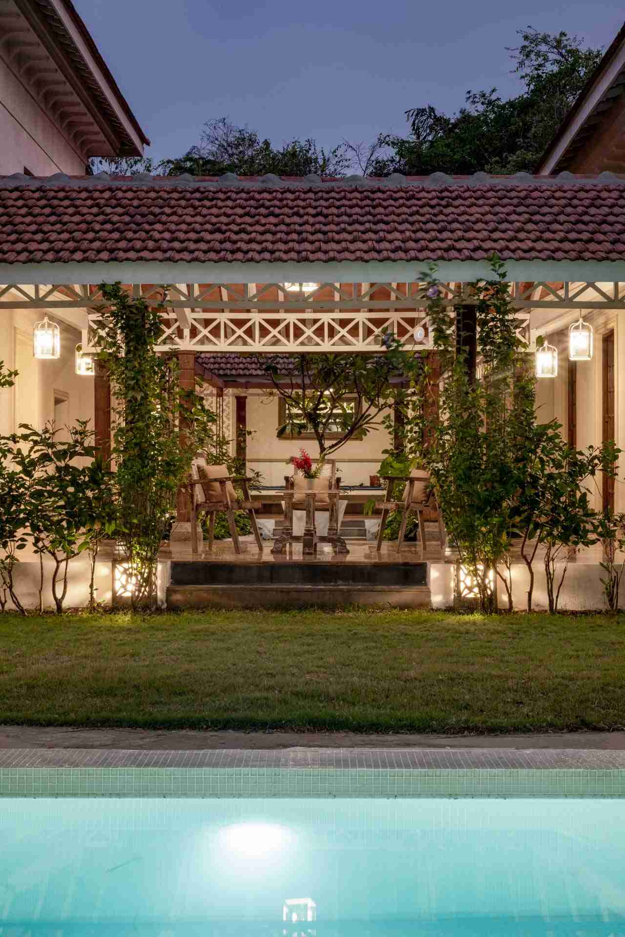 Villa Azul - Courtyard Seating