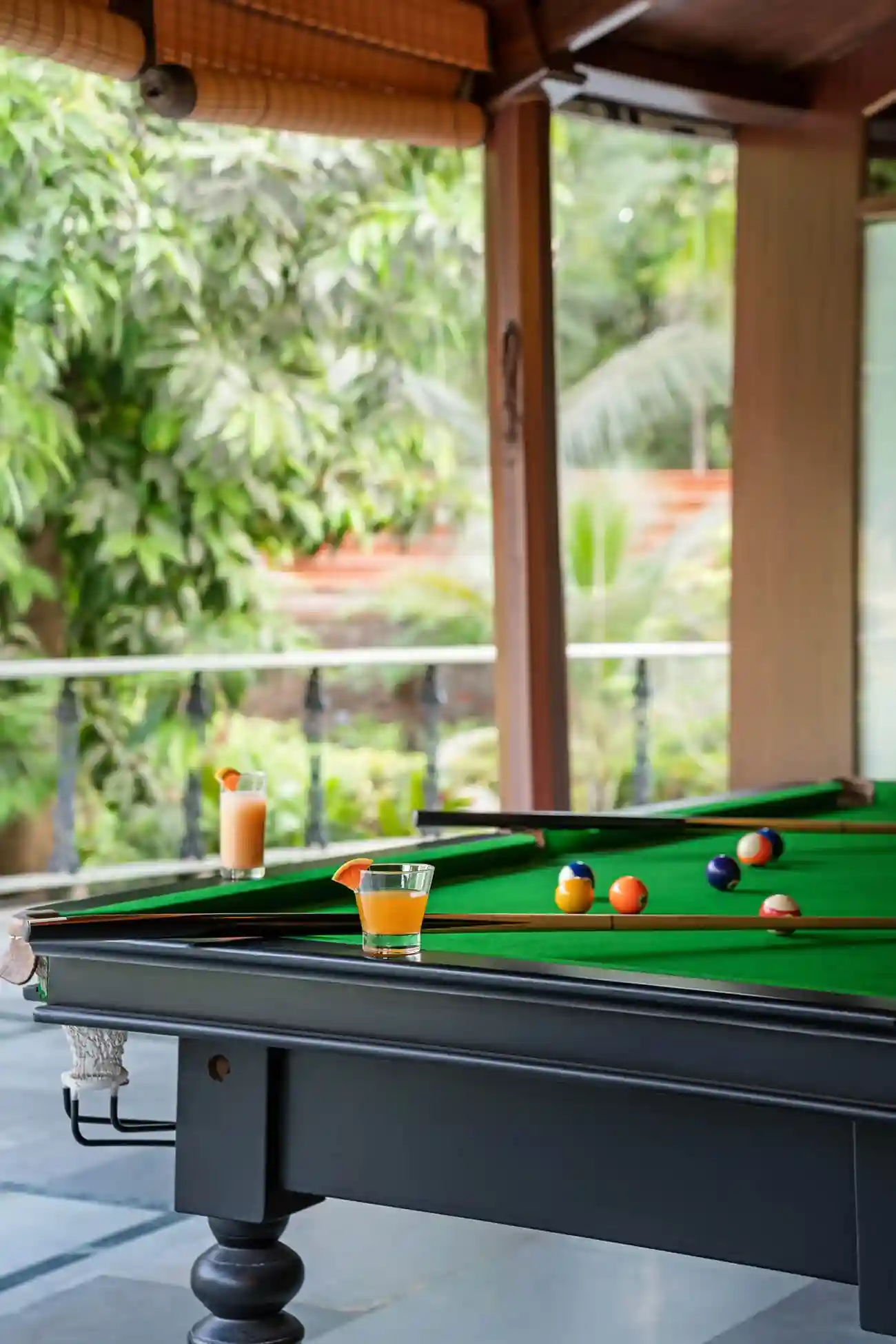 Villa Lani - Pool Table