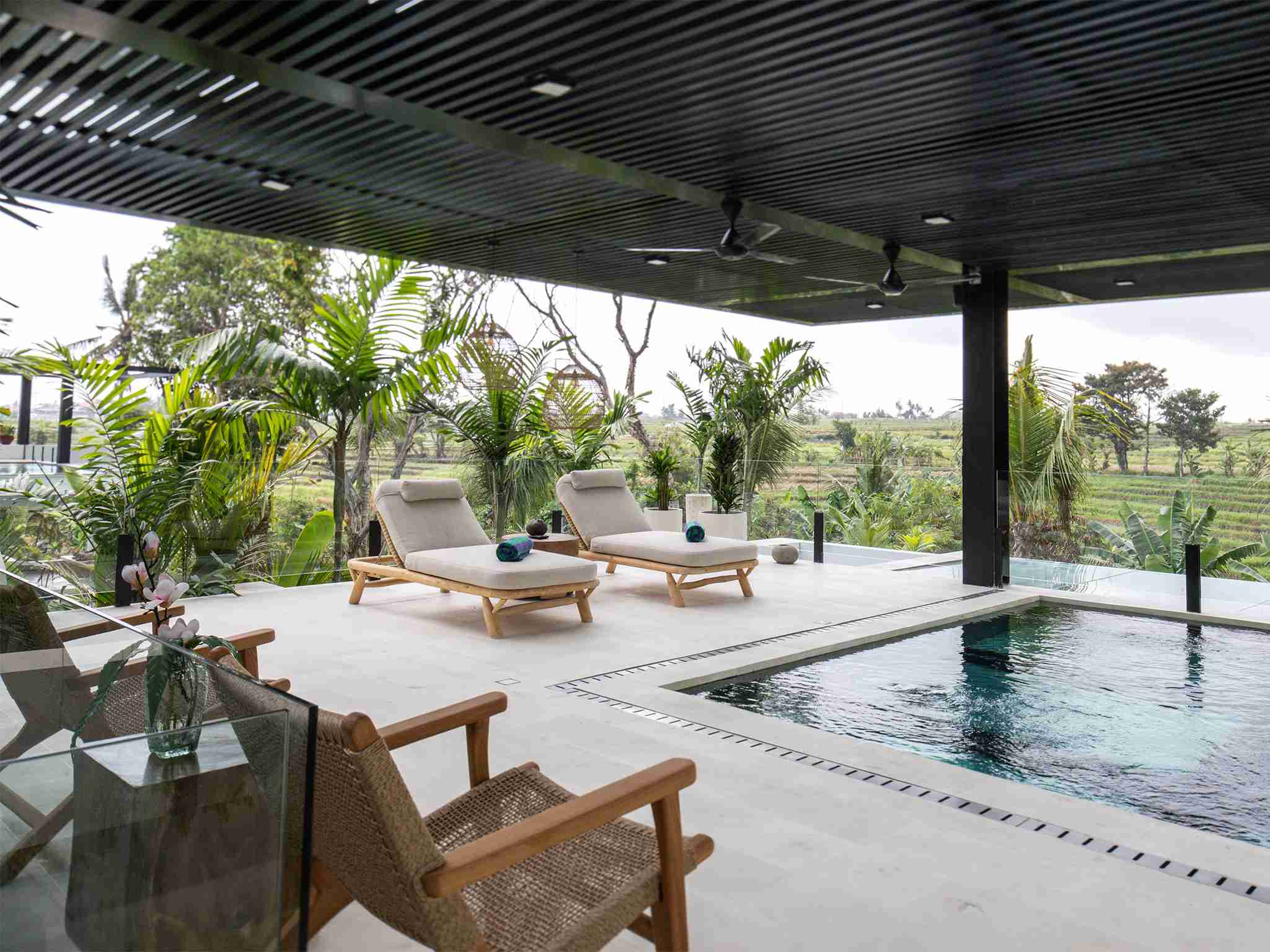 Villa Norbu - Relaxing master bedroom terrace and plunge pool