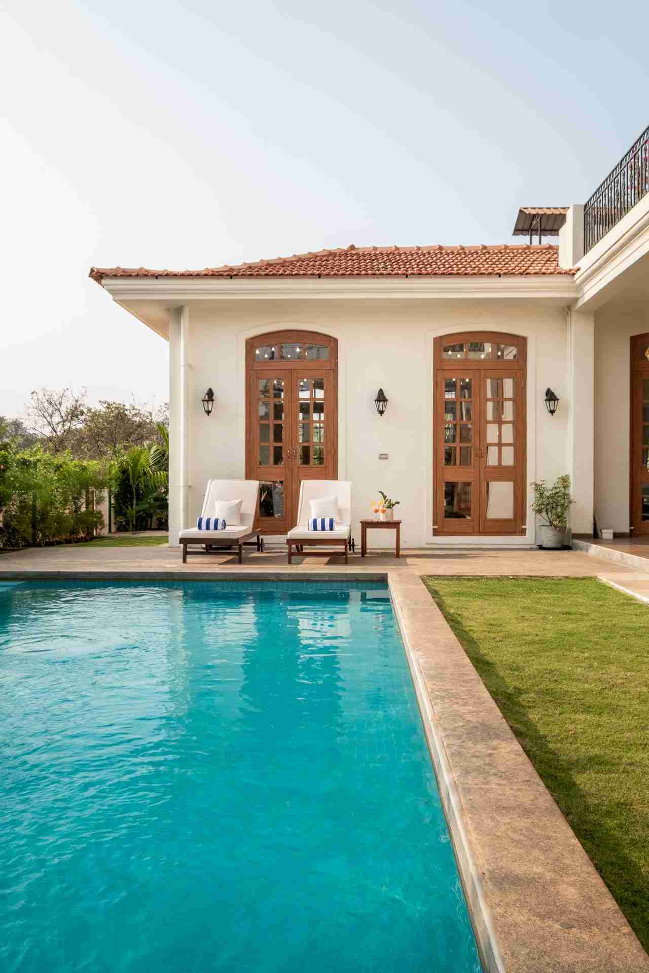 Villa Sobreda - Poolside
