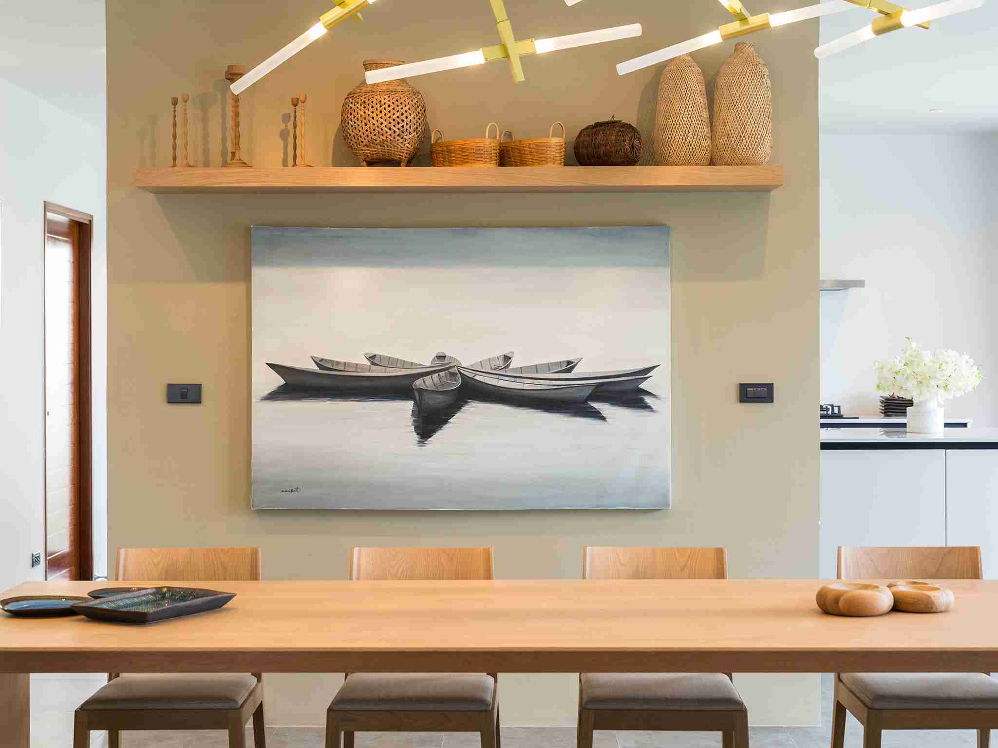 Villa Thansamaay - Inviting dining area