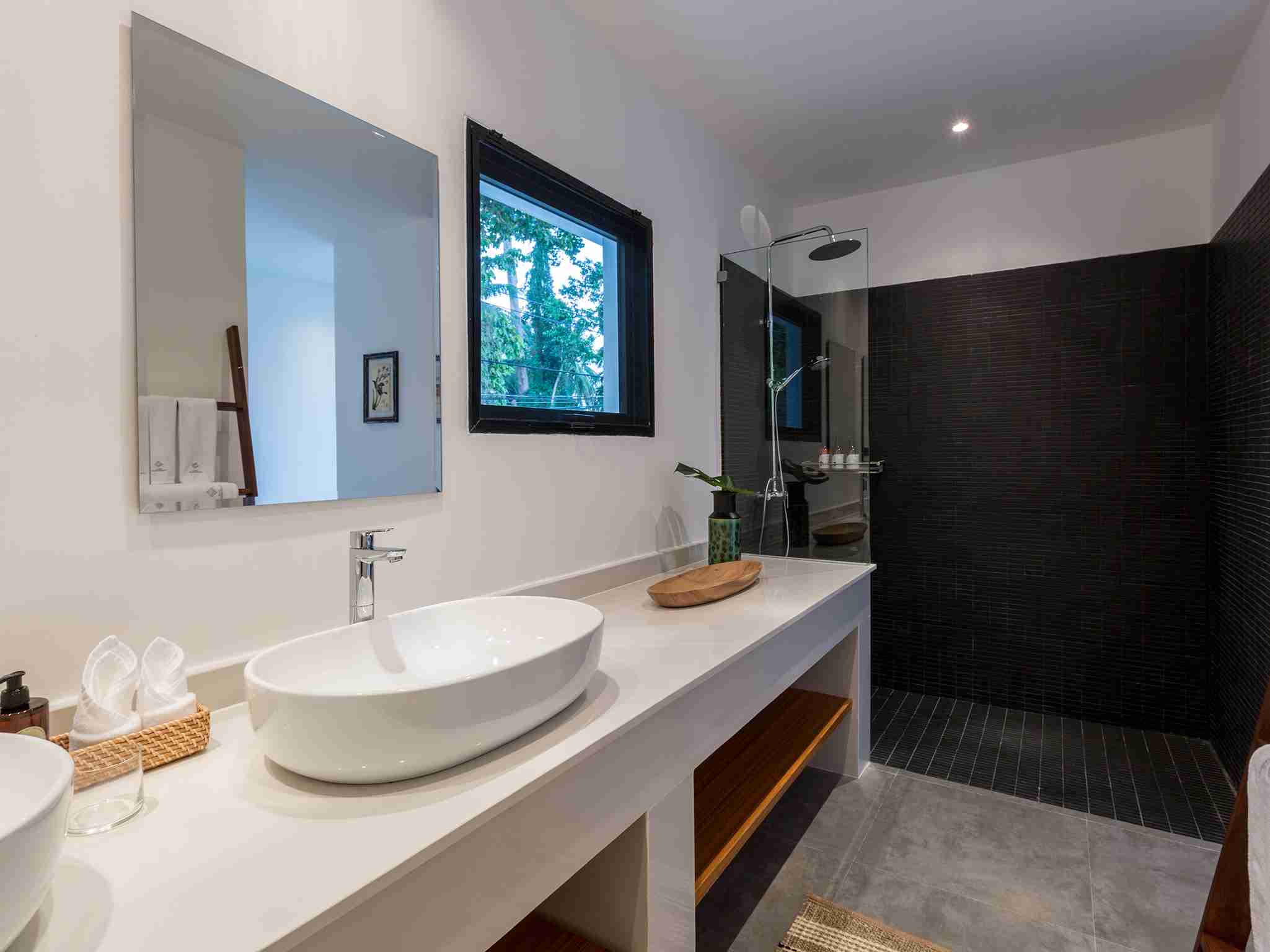 Villa Thansamaay - Lovely ensuite bathroom