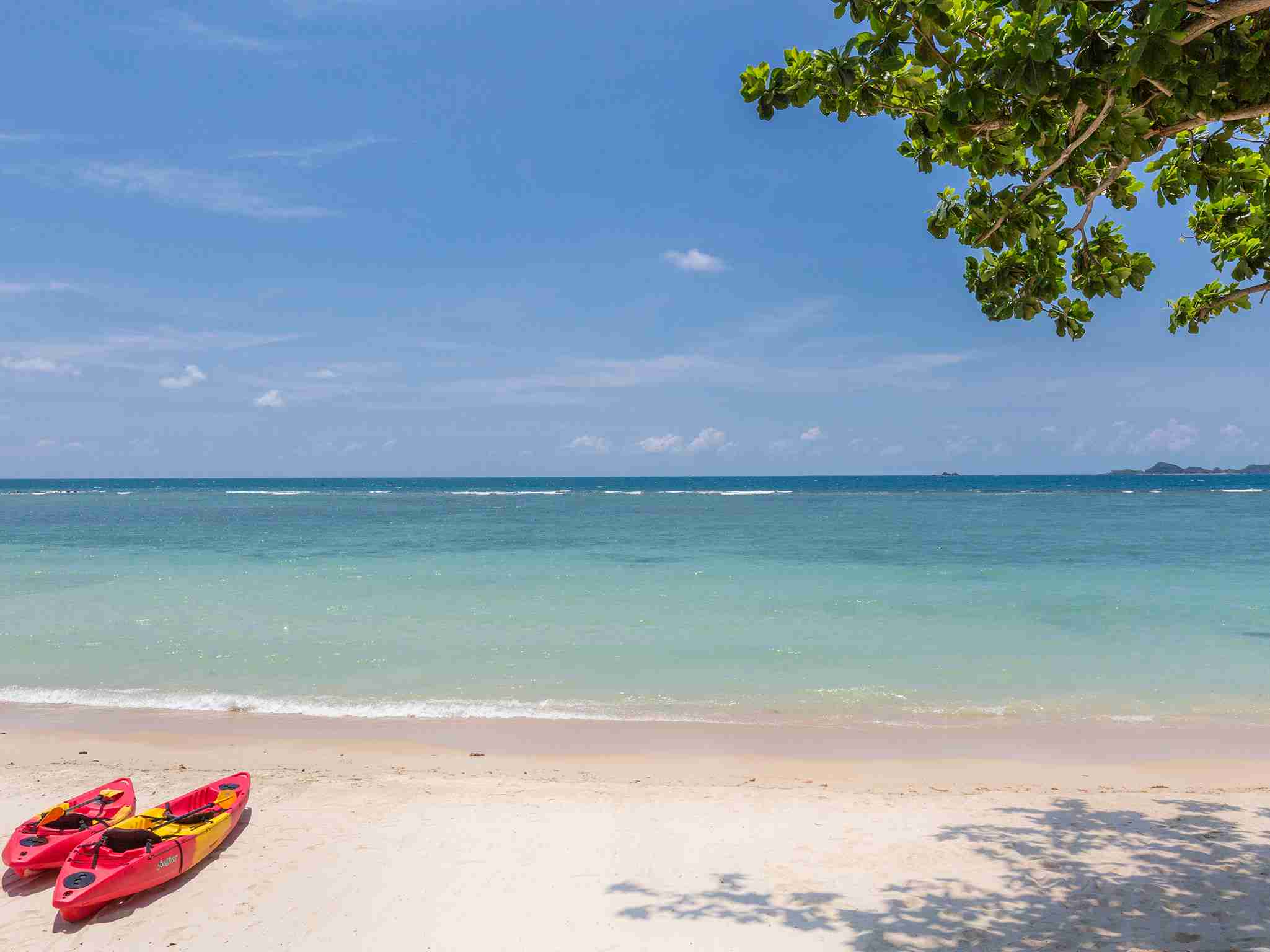 Villa Thansamaay - Pristine beach