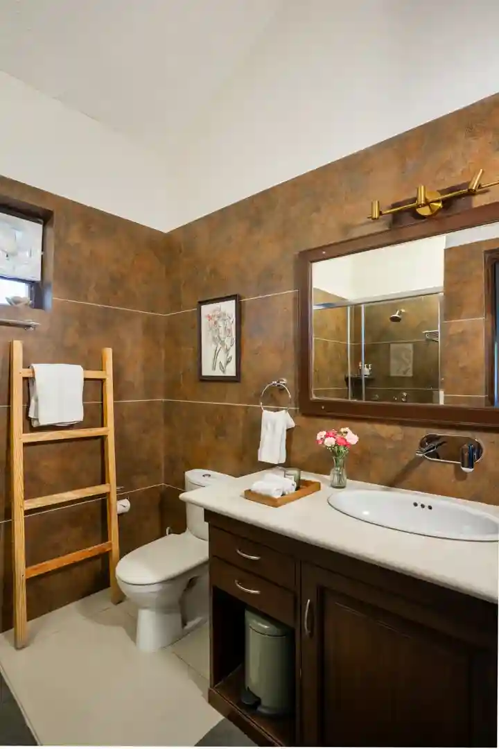 Wakefield Estate - Bathroom 1