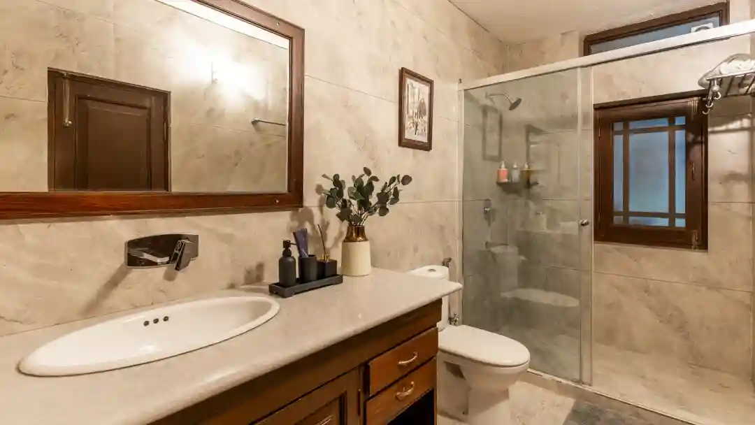 Wakefield Estate - Bathroom 4