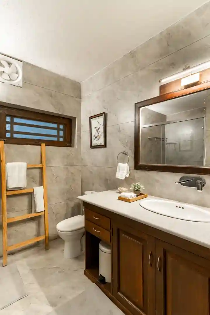 Wakefield Estate - Bathroom 5