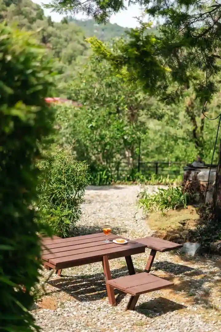 Wakefield Estate - Outdoor Seating Bench