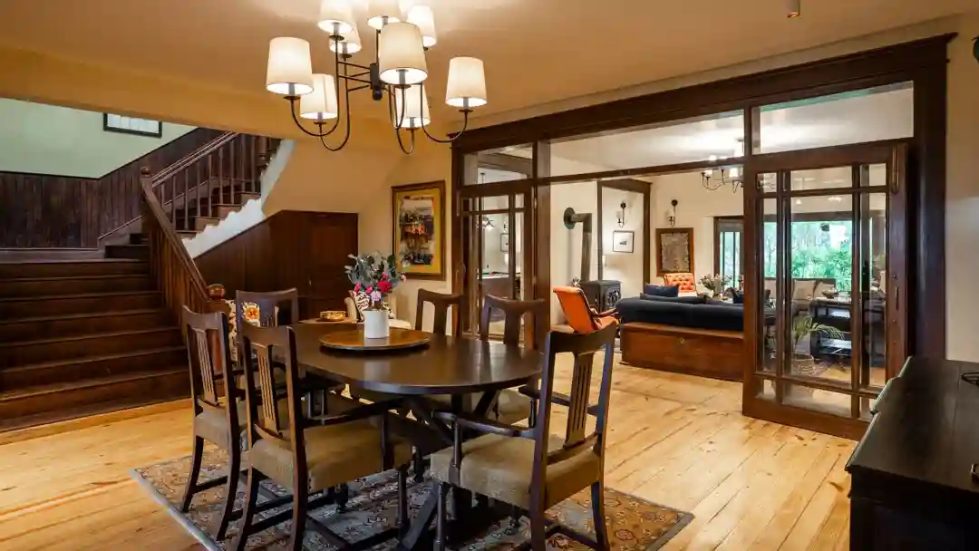 Wakefield Estate - Dining Area