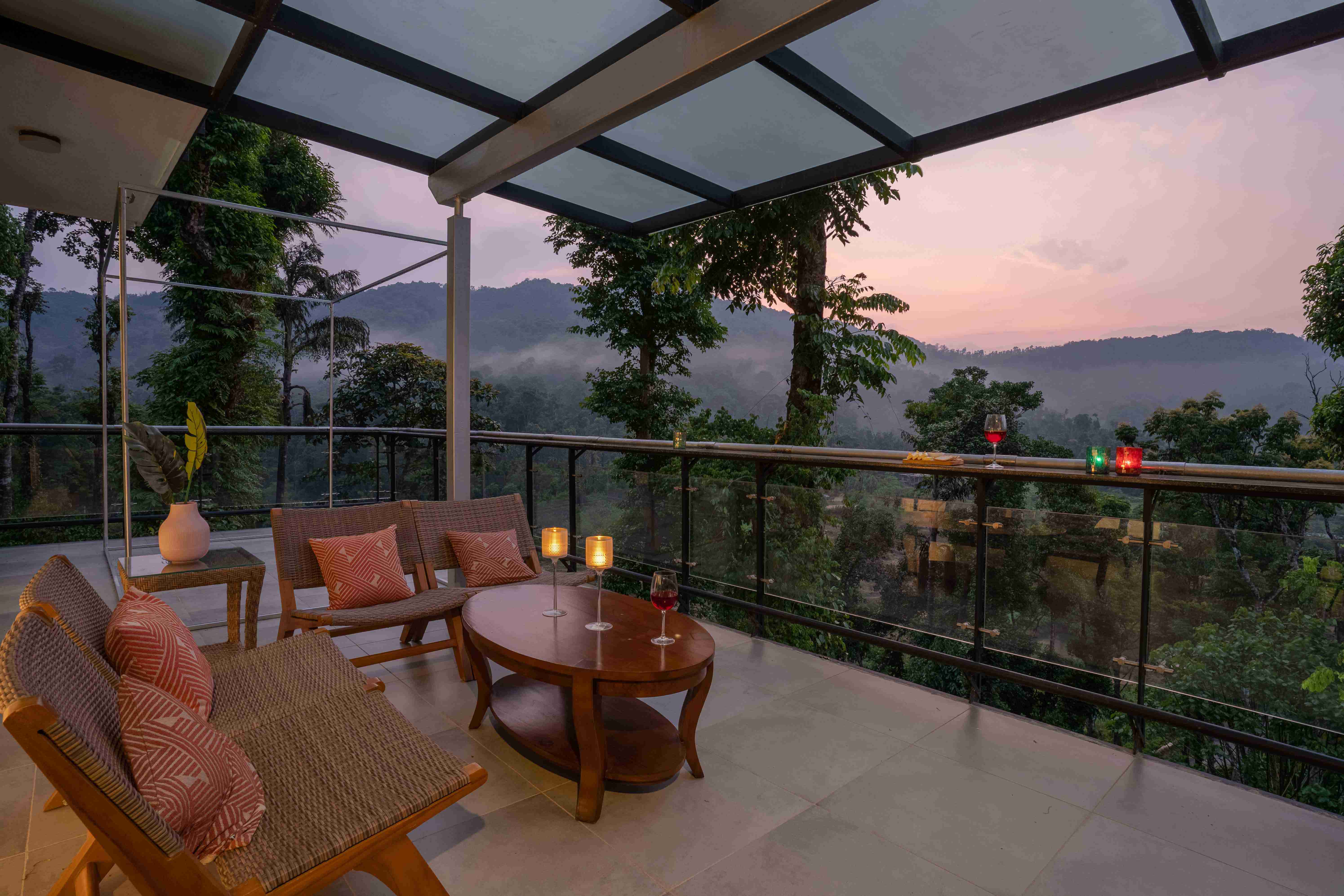 Whispering Waters Villa - Balcony