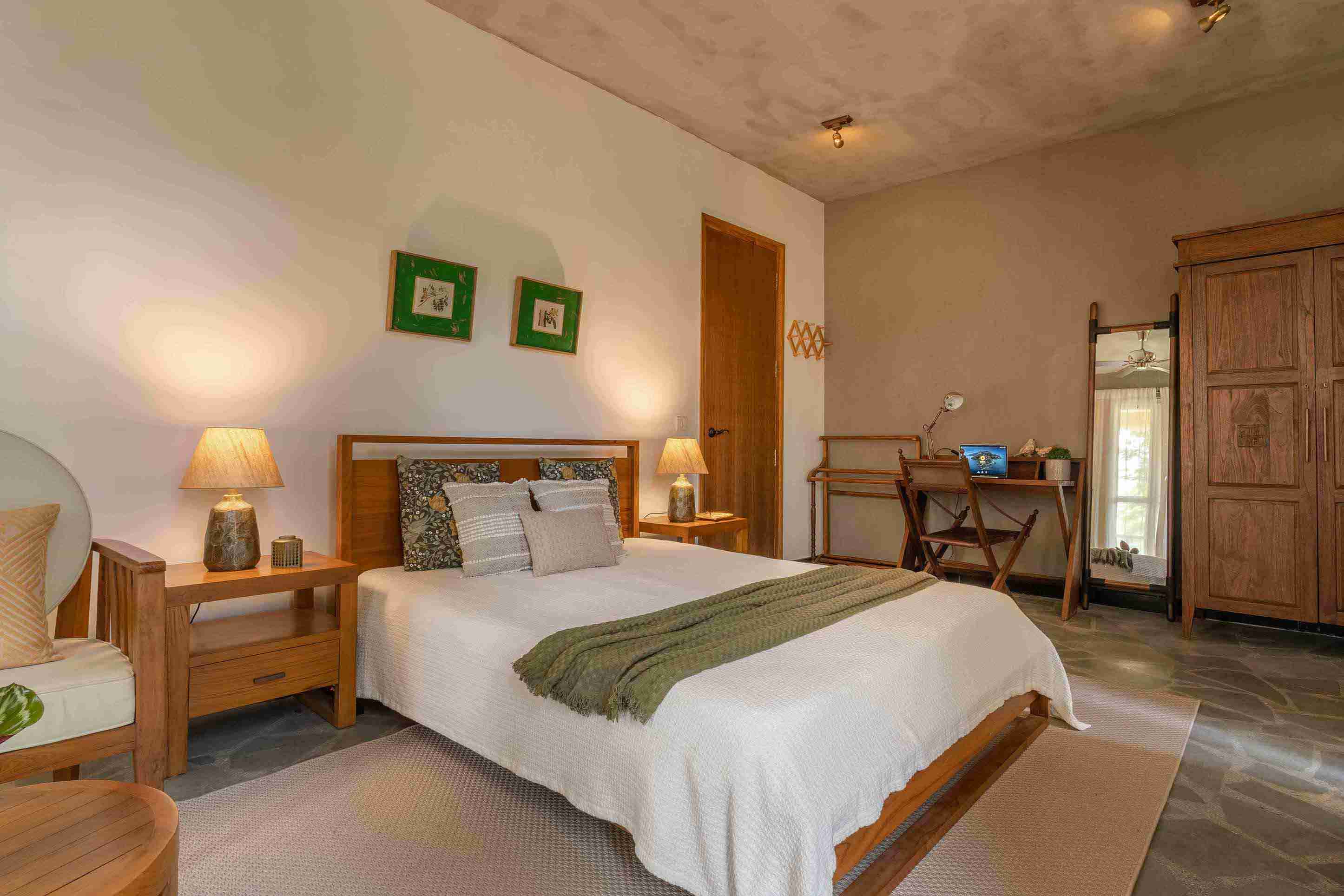 Whispering Waters Villa - Bedroom Area 2