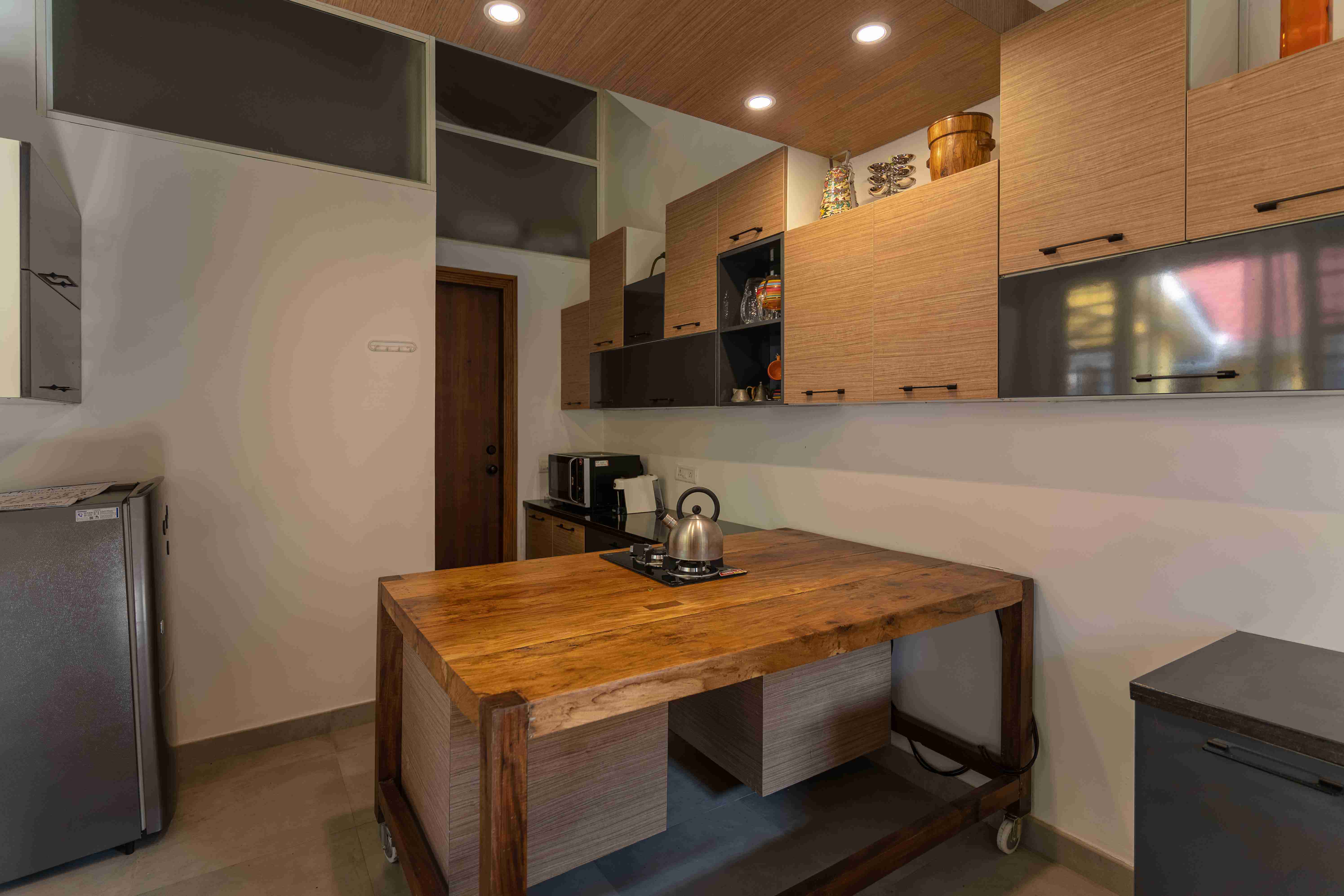 Whispering Waters Villa - Kitchen