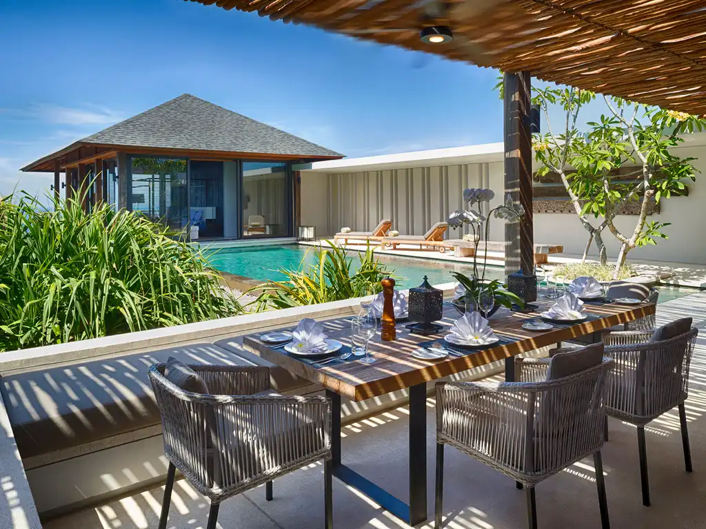 Villa Hamsa - Outdoor dining with a view