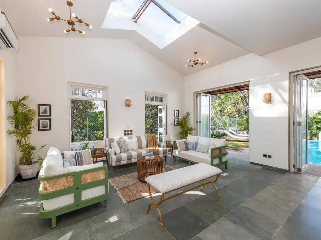 Colina - Villa B - Living area 1