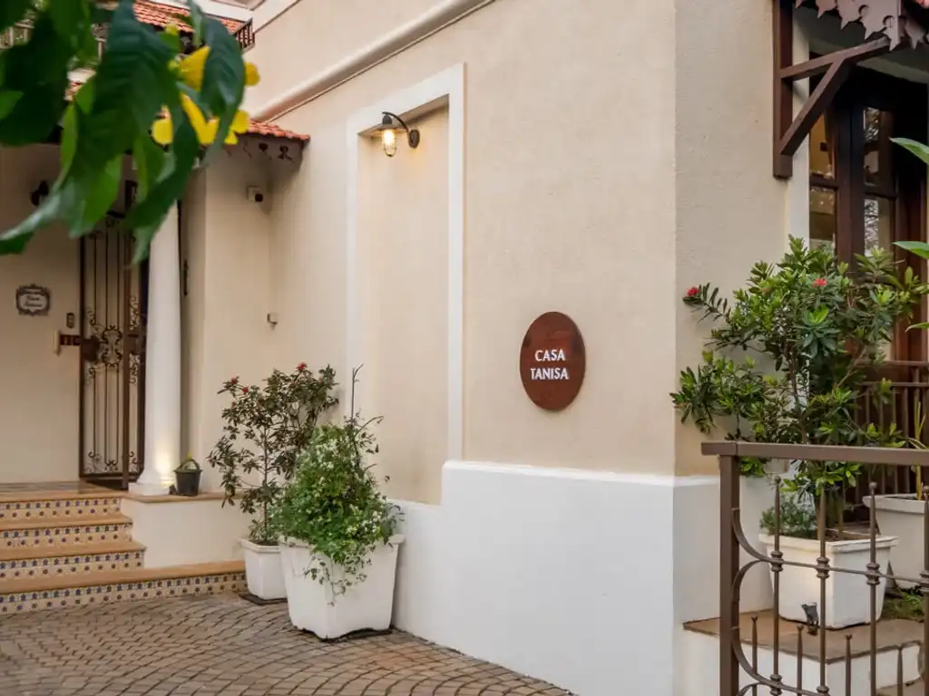 Casa Tanisa - Entrance