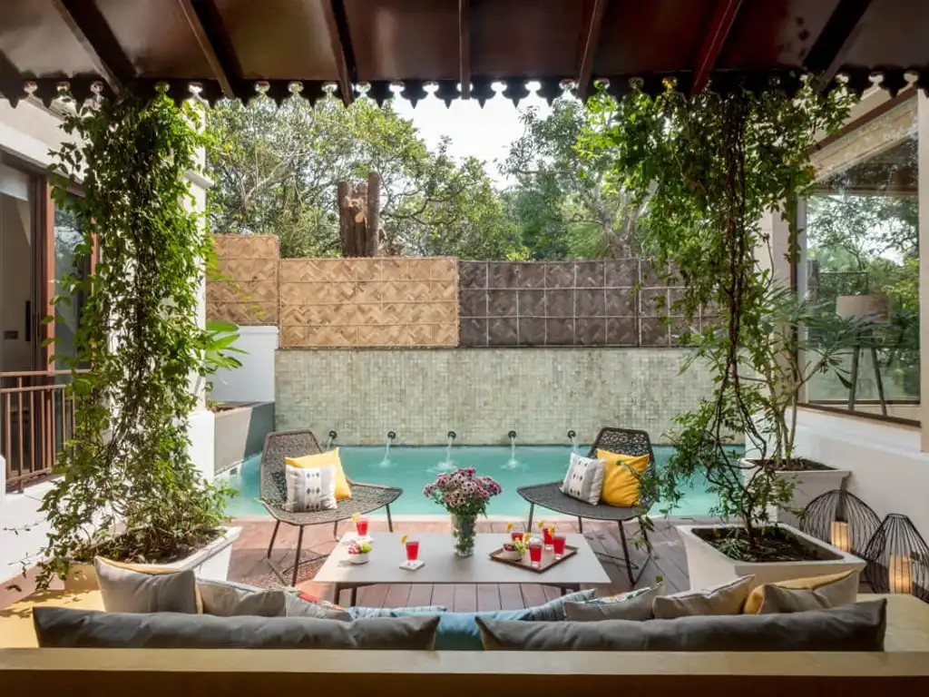 Casa Tanisa - Poolside Area