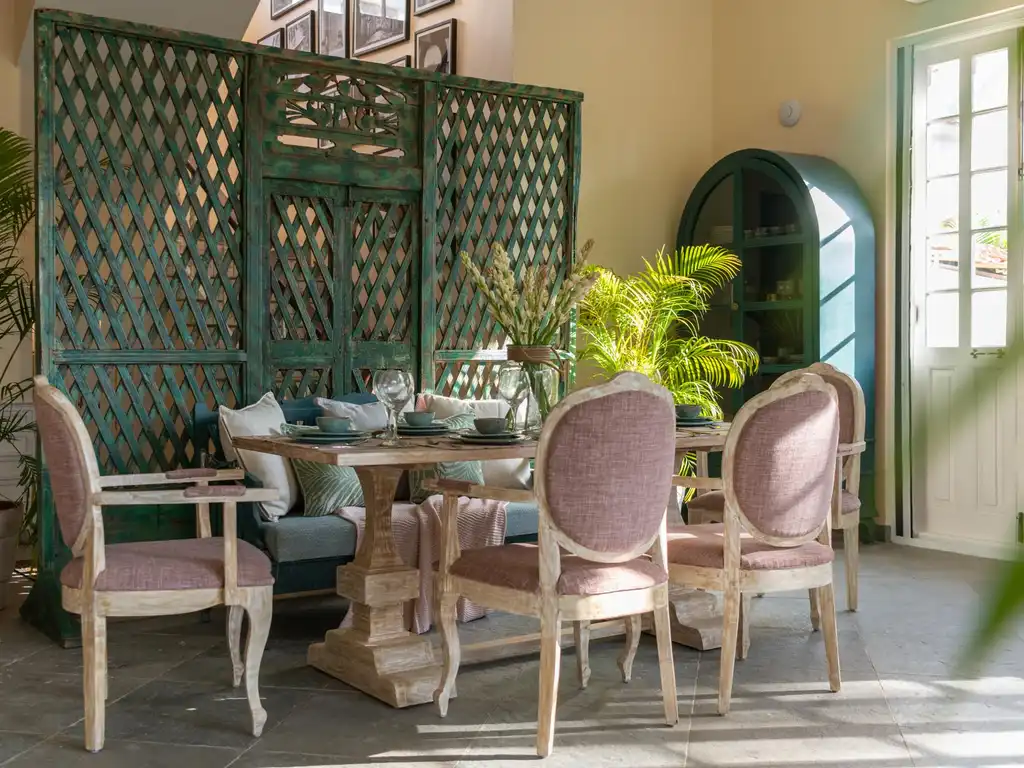 Colina - Villa C - Dining area view