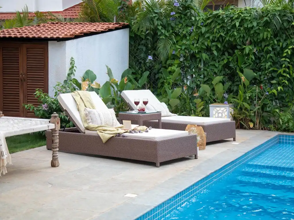 Colina - Villa H - Poolside