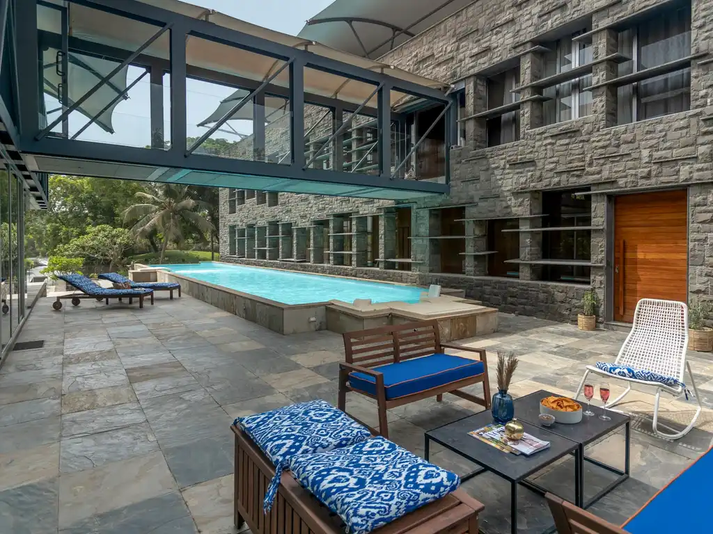 Maharajah House - Outdoor seating