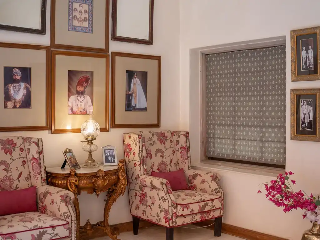 Srinivas - The Royal Residence - Foyer