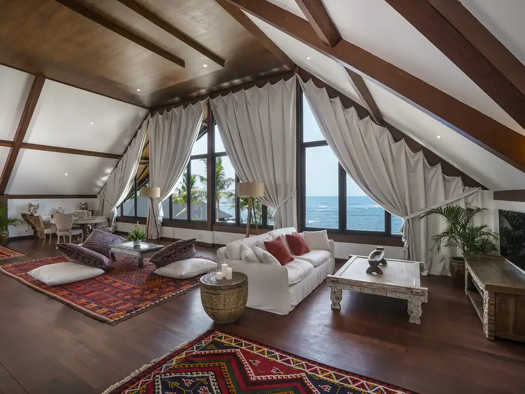 Tirtha Bayu Villa II - Honeymoon Suite sitting area