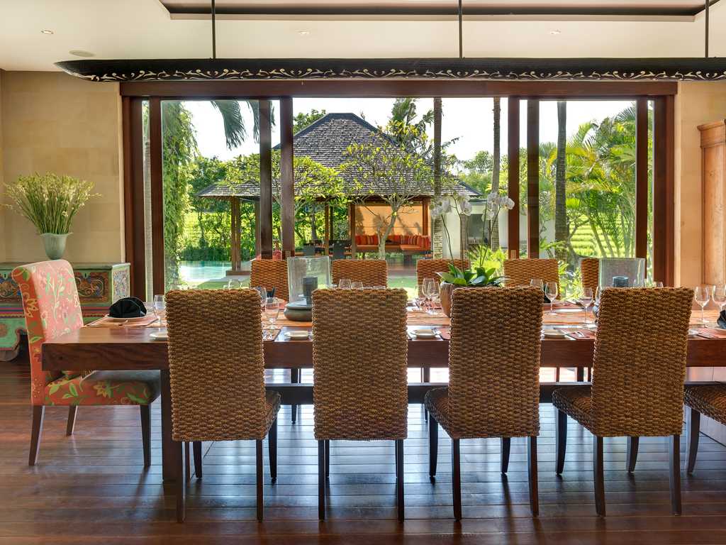 Bendega Nui - Indoor dining area