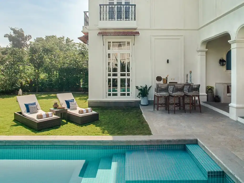 Pool Facade | Beleza Villa C by Lohono Stays