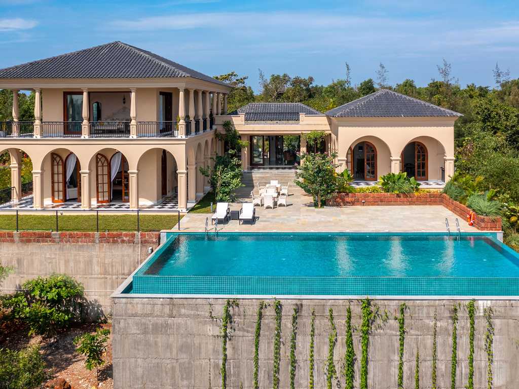 Sacri Borod Hill 9 - Facade