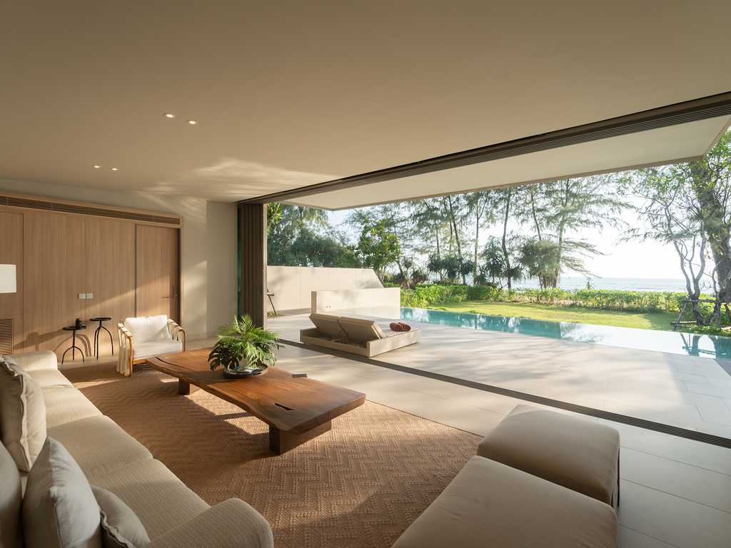 Veyla Beach Villa 6 - Breezy open plan living spaces