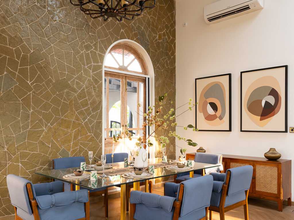 Villa with Dining | Villa Feliz by Lohono Stays