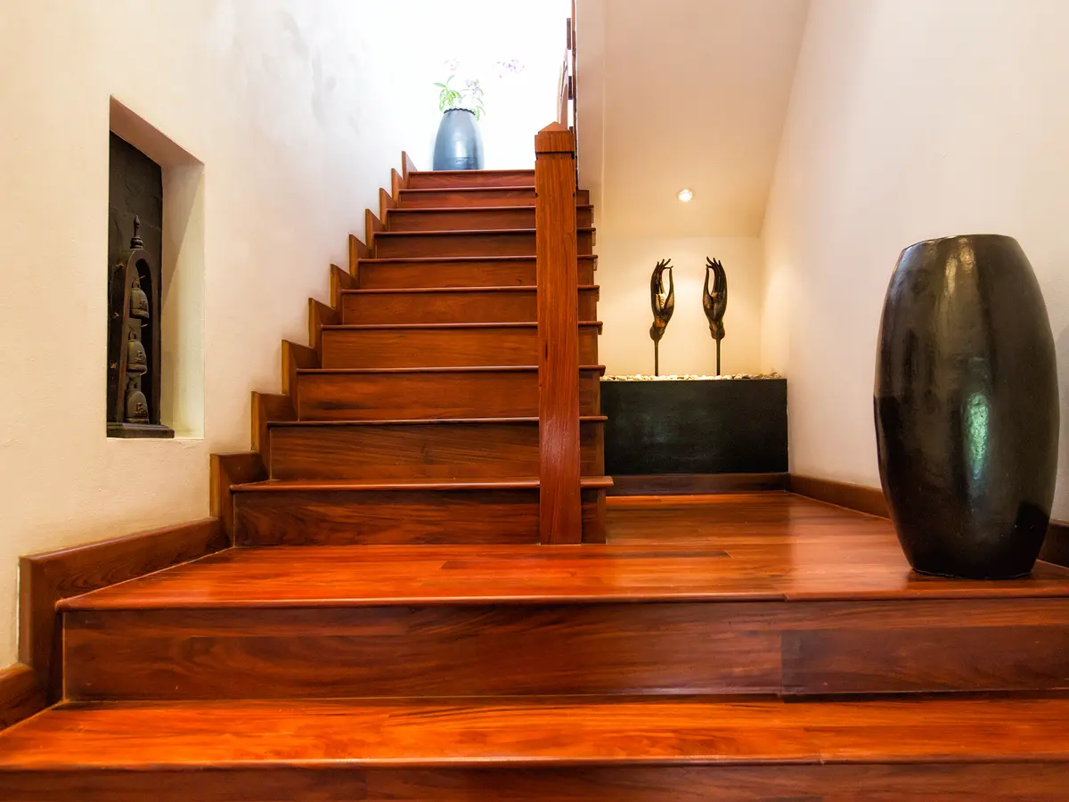 Baan Surin Sawan - Internal stairwell